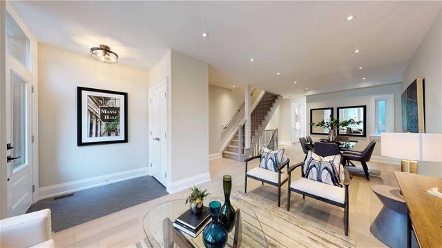 538 Quebec Ave, House semidetached with 3 bedrooms, 3 bathrooms and 2 parking in Toronto ON | Image 38