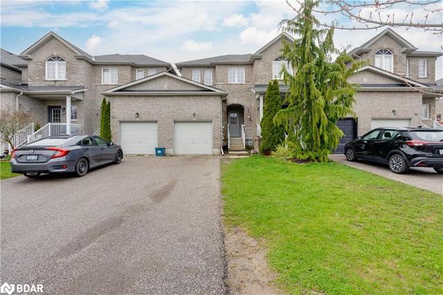 33 Arch Brown Court, House attached with 3 bedrooms, 2 bathrooms and 3 parking in Barrie ON | Image 12