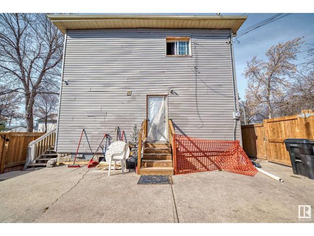 11119 94 St Nw, House detached with 3 bedrooms, 2 bathrooms and null parking in Edmonton AB | Image 2