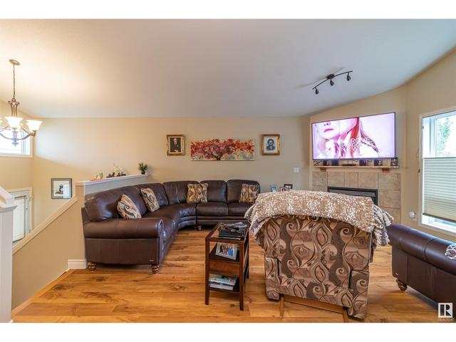 9412 105 Av, House detached with 4 bedrooms, 3 bathrooms and 4 parking in Morinville AB | Image 43