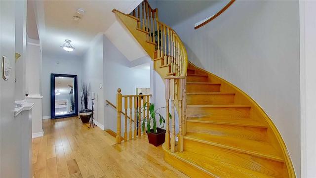 91 Norwood Ave, House detached with 4 bedrooms, 4 bathrooms and 4 parking in Vaughan ON | Image 8