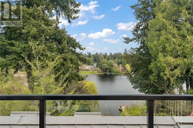 3121 Glen Lake Rd, House detached with 5 bedrooms, 5 bathrooms and 6 parking in Langford BC | Image 3