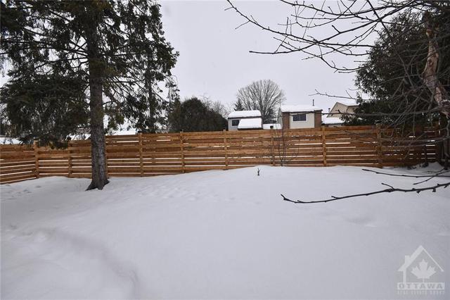 1080 Avignon Court, Home with 3 bedrooms, 3 bathrooms and 2 parking in Ottawa ON | Image 30