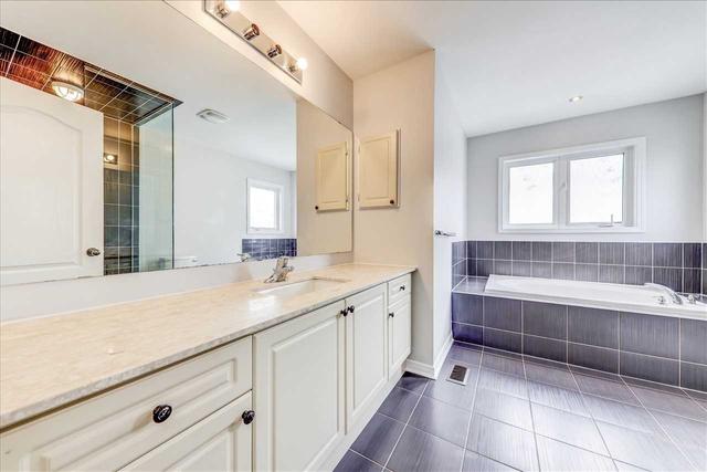 113 Richard Davies Cres, House detached with 4 bedrooms, 3 bathrooms and 4 parking in Clarington ON | Image 17