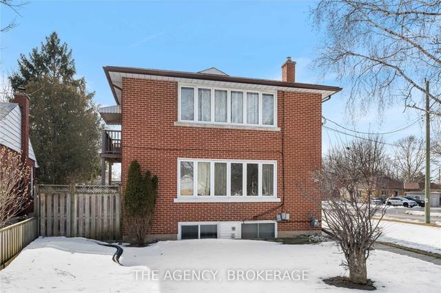 115 Roxborough Ave, House detached with 4 bedrooms, 3 bathrooms and 5 parking in Kitchener ON | Image 12