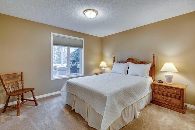 133 Sienna Park Green Sw, Home with 3 bedrooms, 2 bathrooms and 4 parking in Calgary AB | Image 28