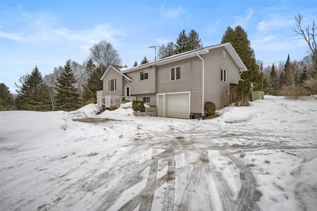 1687 Blairhampton Rd, House detached with 3 bedrooms, 2 bathrooms and 8 parking in Minden Hills ON | Image 36