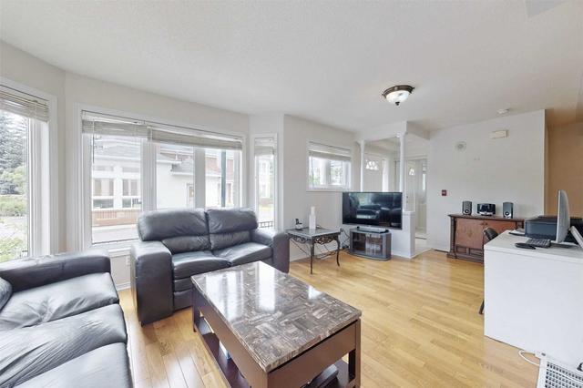 70 - 18 Clark Ave W, Townhouse with 2 bedrooms, 3 bathrooms and 1 parking in Vaughan ON | Image 39