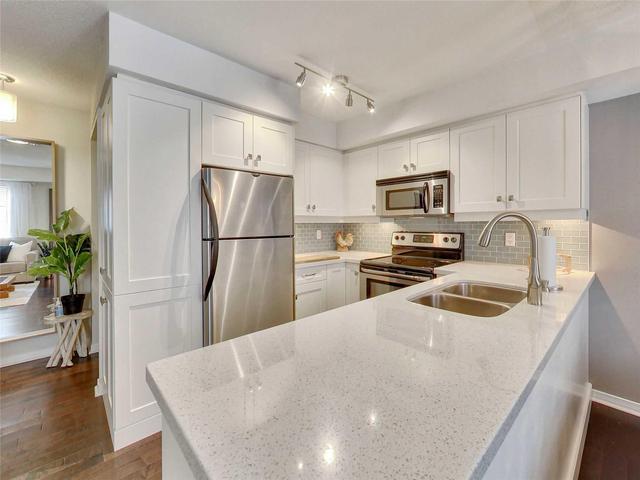 Th 838 - 46 Western Battery Rd, Townhouse with 2 bedrooms, 2 bathrooms and 1 parking in Toronto ON | Image 18