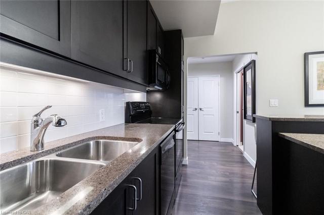 809 - 191 King Street S, House attached with 2 bedrooms, 2 bathrooms and 1 parking in Waterloo ON | Image 11