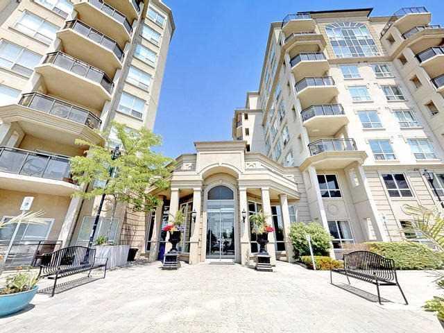 404 - 2 Maison Parc Crt, Condo with 2 bedrooms, 2 bathrooms and 2 parking in Vaughan ON | Image 1
