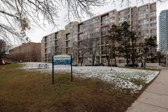 928 - 65 Scadding Ave, Condo with 2 bedrooms, 2 bathrooms and 1 parking in Toronto ON | Image 29