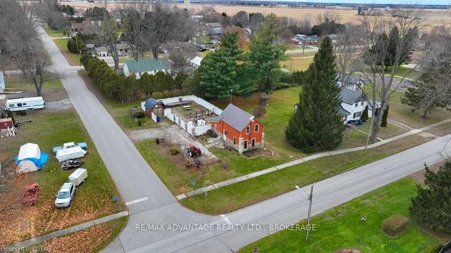 306 Oak St E, House detached with 3 bedrooms, 2 bathrooms and 4 parking in Chatham Kent ON | Image 14