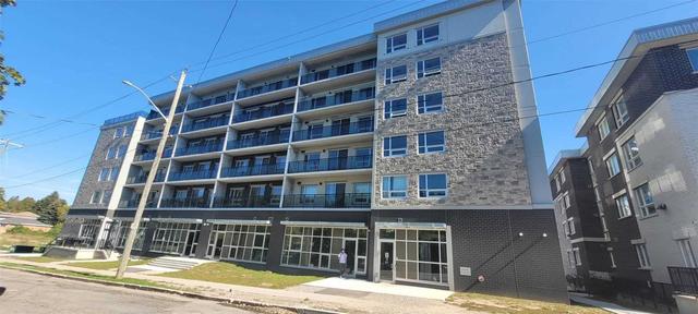 f213 - 275 Larch St, Condo with 2 bedrooms, 1 bathrooms and 0 parking in Waterloo ON | Image 3