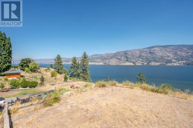 694 Pineview Drive, House detached with 3 bedrooms, 1 bathrooms and 6 parking in Okanagan Similkameen I BC | Image 17