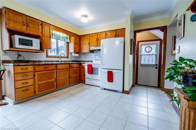 6515 Kuhn Crescent, House semidetached with 3 bedrooms, 2 bathrooms and 2 parking in Niagara Falls ON | Image 28