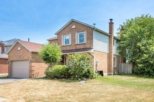 81 Rotherglen Rd S, House detached with 2 bedrooms, 1 bathrooms and 1 parking in Ajax ON | Image 1