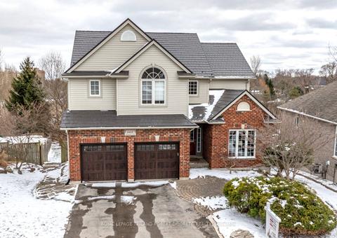 660 Clearwater Cres, London, ON, N5X4J7 | Card Image