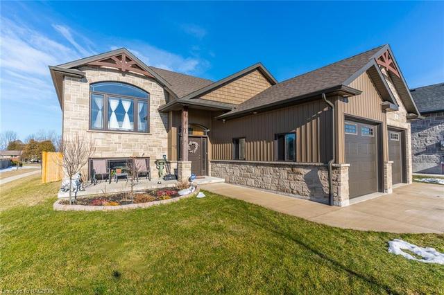 30 Lakefield Drive, House detached with 4 bedrooms, 2 bathrooms and 6 parking in Kincardine ON | Image 23