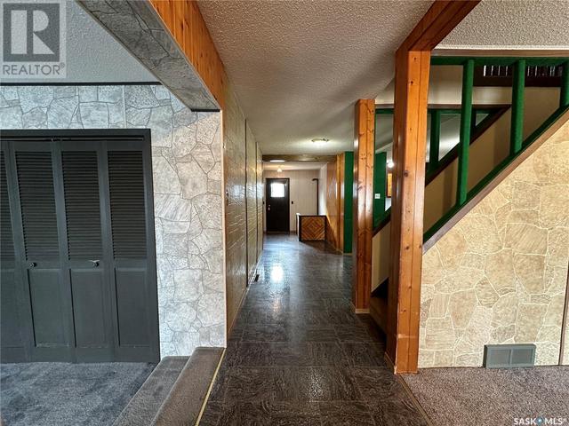 635 13th Street, House detached with 3 bedrooms, 2 bathrooms and null parking in Humboldt SK | Image 4