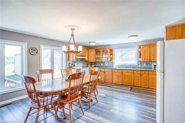 8779 Concession 11 Road, House detached with 3 bedrooms, 1 bathrooms and 10 parking in Wellington North ON | Image 6