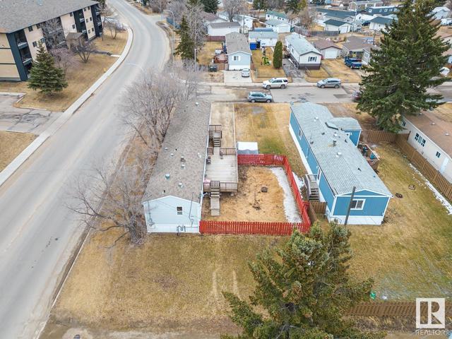 5320 53 St, House other with 3 bedrooms, 2 bathrooms and null parking in Cold Lake AB | Image 29