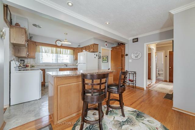 521 Wildwood Dr, House detached with 3 bedrooms, 2 bathrooms and 4 parking in Oakville ON | Image 38
