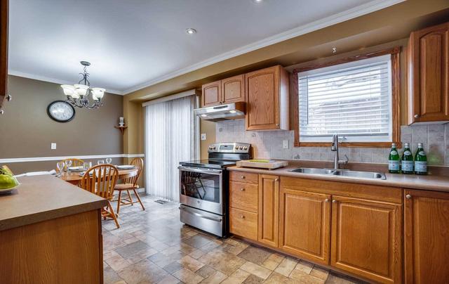 6248 Kindree Circ, House detached with 3 bedrooms, 2 bathrooms and 3 parking in Mississauga ON | Image 9