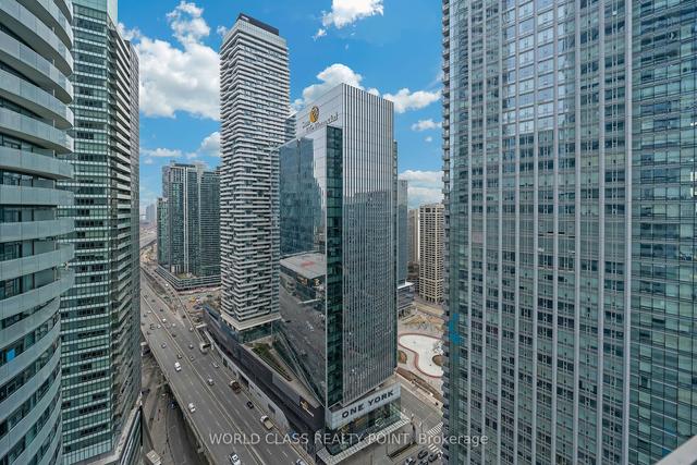3201 - 12 York St, Condo with 1 bedrooms, 1 bathrooms and 0 parking in Toronto ON | Image 11