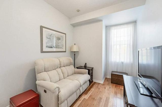 33 Compass Way, Townhouse with 3 bedrooms, 2 bathrooms and 3.5 parking in Mississauga ON | Image 15