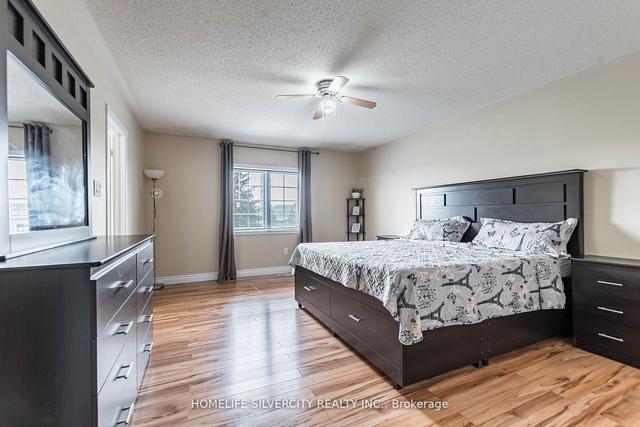 100 Monaco Crt, House attached with 3 bedrooms, 5 bathrooms and 4 parking in Brampton ON | Image 10