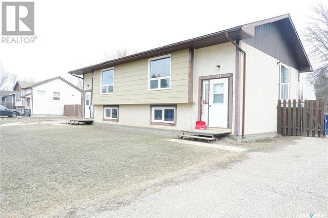 25 - /27 Patricia Drive, House detached with 6 bedrooms, 4 bathrooms and null parking in Coronach SK | Image 24