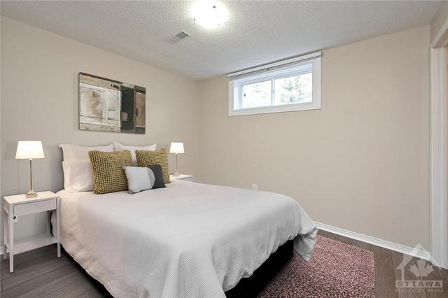 30 Mattamy Place, House detached with 6 bedrooms, 5 bathrooms and 4 parking in Ottawa ON | Image 25