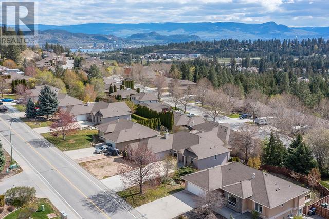 2129 Horizon Drive, House detached with 6 bedrooms, 3 bathrooms and 10 parking in West Kelowna BC | Image 2