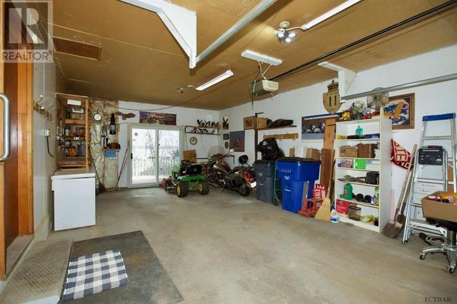 495 Lakeshore Rd, House detached with 4 bedrooms, 2 bathrooms and null parking in Temiskaming Shores ON | Image 12