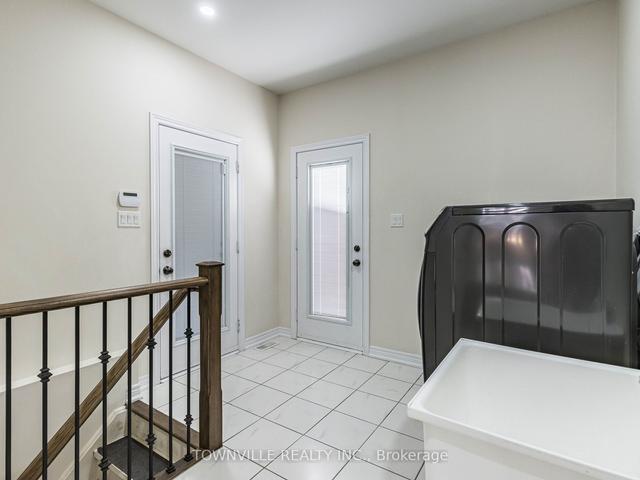 32 Sarno Rd, House detached with 5 bedrooms, 4 bathrooms and 4 parking in Brampton ON | Image 10