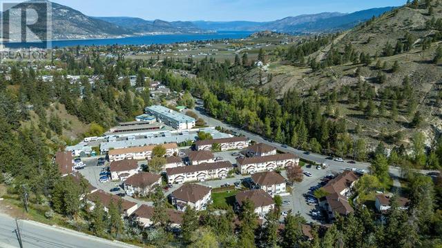 158 - 1458 Penticton Avenue, House attached with 3 bedrooms, 1 bathrooms and 2 parking in Penticton BC | Image 31