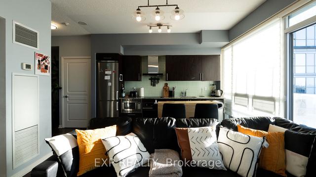 2214 - 352 Front St W, Condo with 2 bedrooms, 2 bathrooms and 0 parking in Toronto ON | Image 9