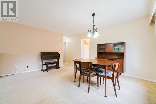 303 - 33 Mount Benson St, Condo with 2 bedrooms, 2 bathrooms and null parking in Nanaimo BC | Image 11