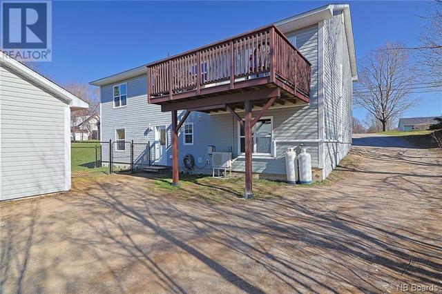 184 Sunset Drive, House detached with 6 bedrooms, 2 bathrooms and null parking in Fredericton NB | Image 41