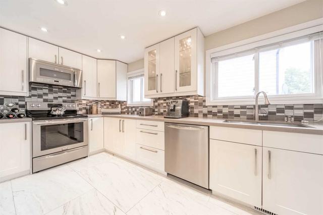 2351 Gareth Rd, House semidetached with 3 bedrooms, 2 bathrooms and 4 parking in Mississauga ON | Image 35