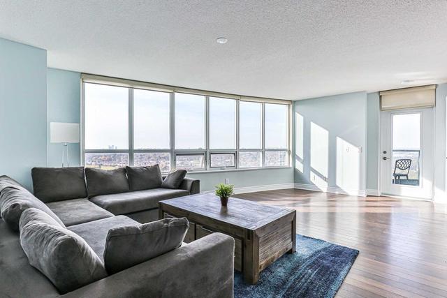 1819 - 25 Greenview Ave, Condo with 2 bedrooms, 2 bathrooms and 1 parking in Toronto ON | Image 2