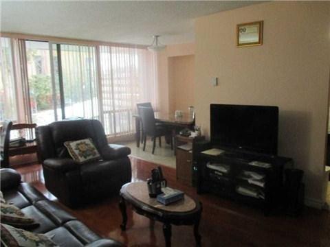 108 - 1815 O'connor Dr, Condo with 3 bedrooms, 2 bathrooms and 1 parking in Toronto ON | Image 2