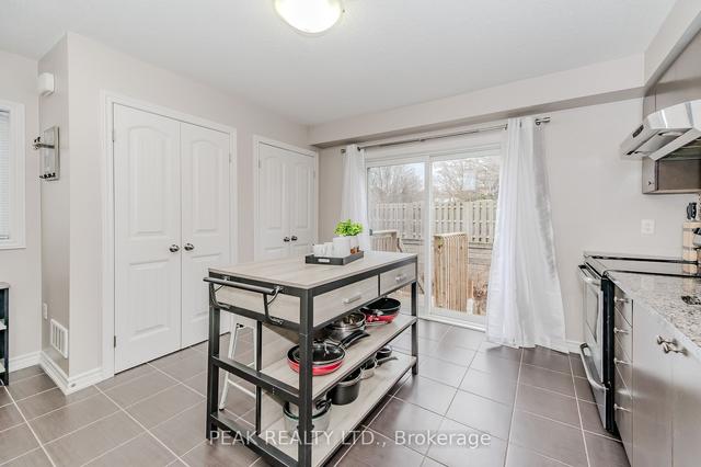 1 - 12 Poplar Dr, Townhouse with 3 bedrooms, 2 bathrooms and 2 parking in Cambridge ON | Image 2