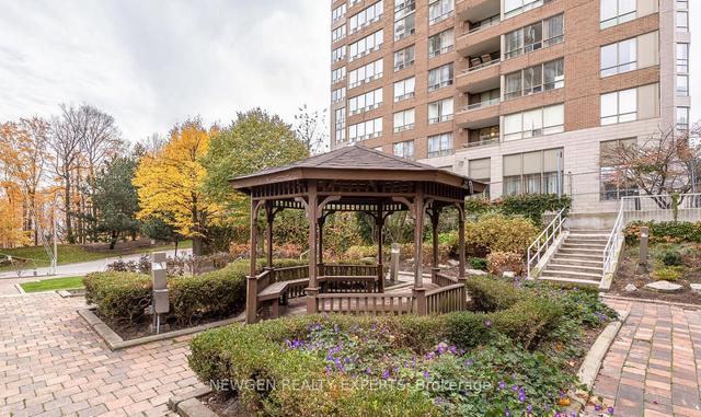 1805 - 195 Wynford Dr, Condo with 2 bedrooms, 2 bathrooms and 1 parking in Toronto ON | Image 6
