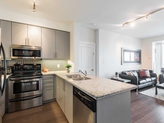 1904 - 500 St Clair Ave W, Condo with 2 bedrooms, 2 bathrooms and 1 parking in Toronto ON | Image 6