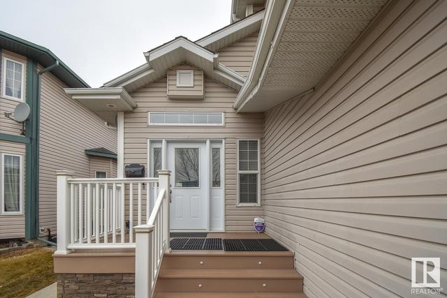 16512 87 St Nw, House detached with 4 bedrooms, 2 bathrooms and null parking in Edmonton AB | Image 2