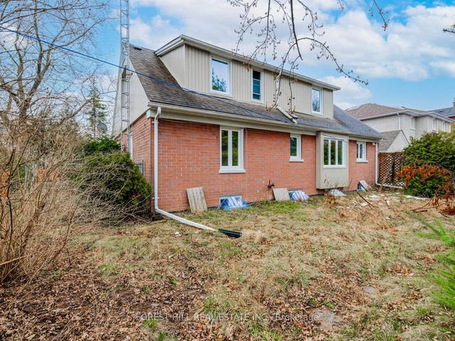 318 Drewry Ave, House detached with 5 bedrooms, 3 bathrooms and 4 parking in Toronto ON | Image 18