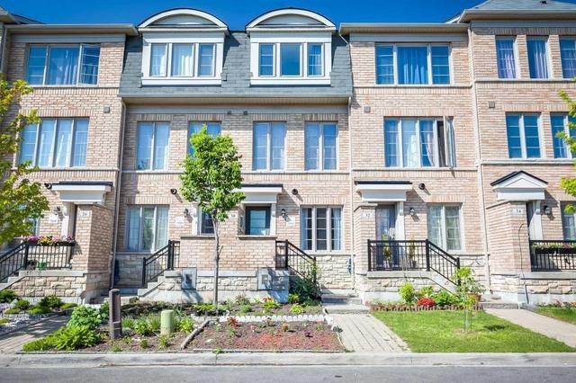 30 Belanger Cres, House attached with 3 bedrooms, 2 bathrooms and 1 parking in Toronto ON | Image 1