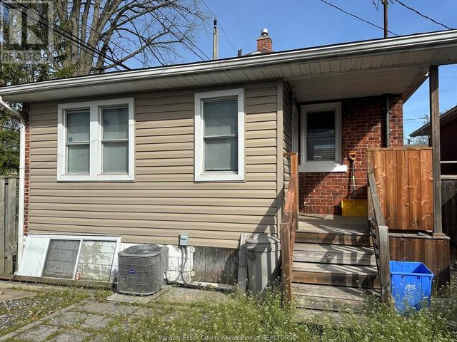 1057 Ellis Avenue, House detached with 2 bedrooms, 1 bathrooms and null parking in Windsor ON | Image 14